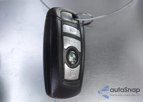 2012 BMW 528I из США, поврежденный, VIN WBAXG5C53CDW93946